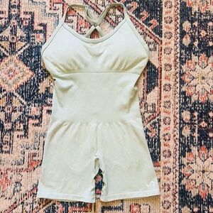 Tlf gym bodysuit women’s Size Small